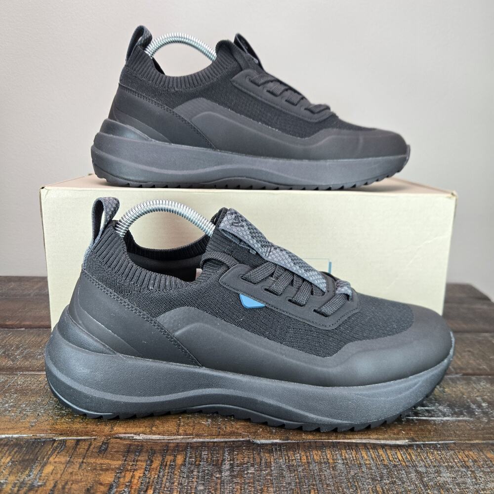 Vessi Stormburst Lowtop Womens Size 9 Waterproof Shoes Sneakers Hiking Black